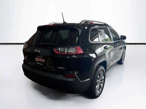 Used 2020 Jeep Cherokee Latitude Plus w/ Cold Weather Group AWD/4WD image 6