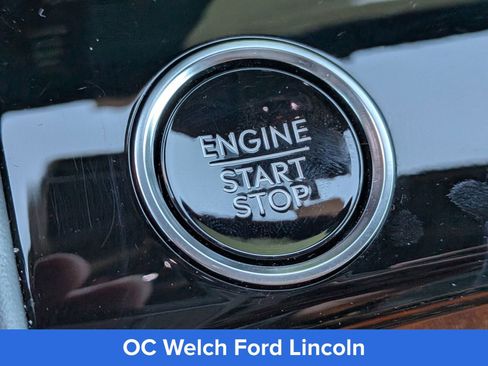 Certified 2025 Lincoln Navigator L Black Label AWD/4WD image 35