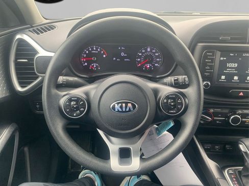 Used 2021 Kia Soul LX image 20
