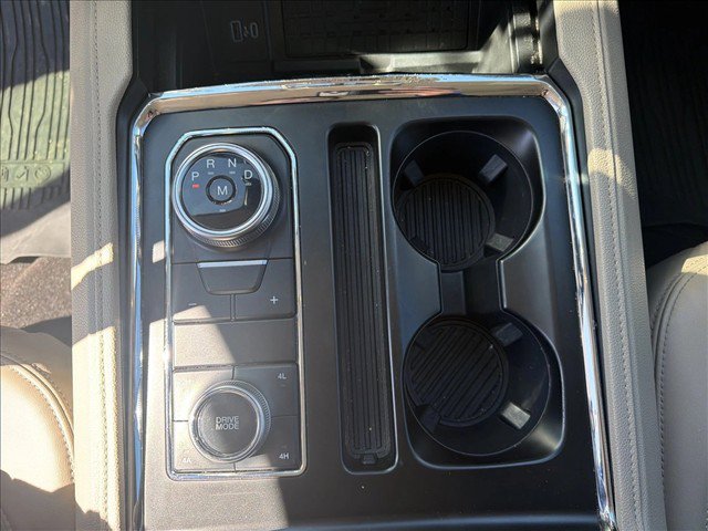 Used 2022 Ford Expedition Max XLT AWD/4WD image 16