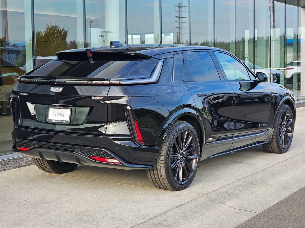 New 2027 Cadillac Lyriq V Premium AWD/4WD image 5