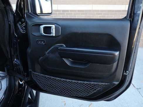 Used 2018 Jeep Wrangler Unlimited Sport S AWD/4WD image 28