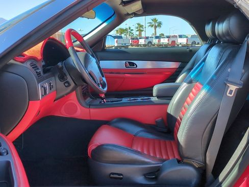 Used 2002 Ford Thunderbird image 14