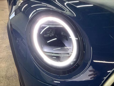 Certified 2025 MINI Cooper S image 30