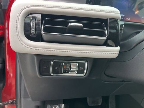 Used 2025 Lincoln Aviator AWD w/ Jet Appearance Package image 45