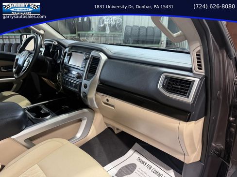 Used 2017 Nissan Titan SV AWD/4WD image 28