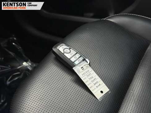 Used 2024 Ford Escape Platinum AWD/4WD image 34