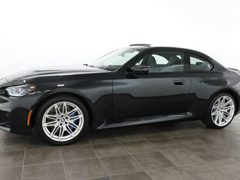 Used 2025 BMW M2 w/ Lighting Package RWD image 3