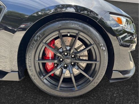 Used 2018 Ford Mustang Shelby GT350 w/ Convenience Package RWD image 12