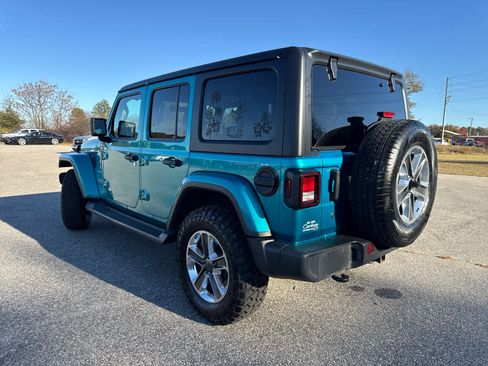 Used 2020 Jeep Wrangler Unlimited Sahara w/ Uconnect 4C Nav & Sound Group image 5