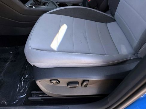 Used 2022 Volkswagen Taos SE image 19