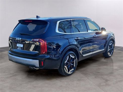 Certified 2023 Kia Telluride S w/ S Sunroof Package image 4