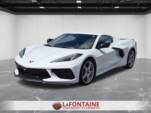 Certified 2025 Chevrolet Corvette Stingray Preferred Cpe w/ 2LT RWD image 1