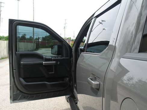 Used 2020 Ford F150 XLT w/ Equipment Group 302A Luxury AWD/4WD image 15