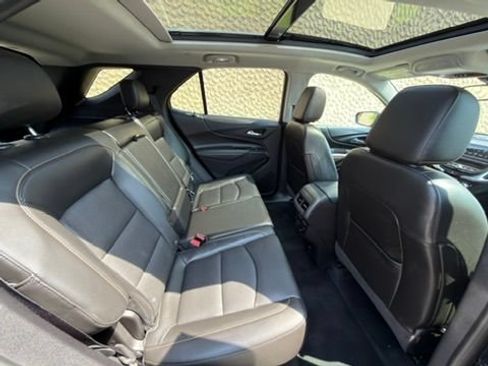 Used 2018 Chevrolet Equinox Premier AWD/4WD image 19