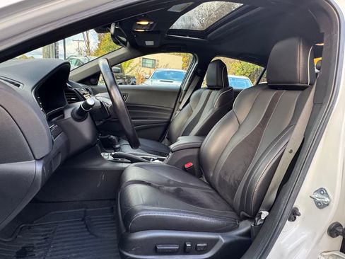 Used 2022 Acura ILX image 12