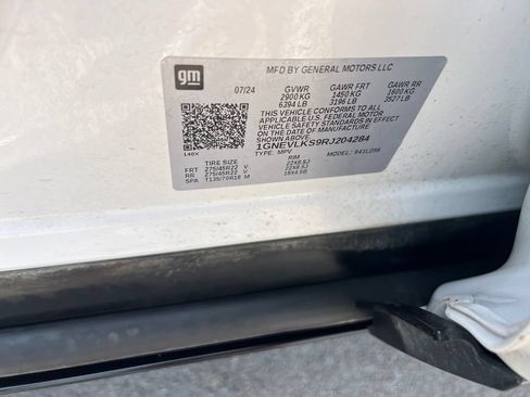 Used 2024 Chevrolet Traverse RS AWD/4WD image 16