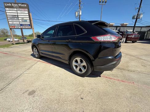 Used 2018 Ford Edge SE image 21