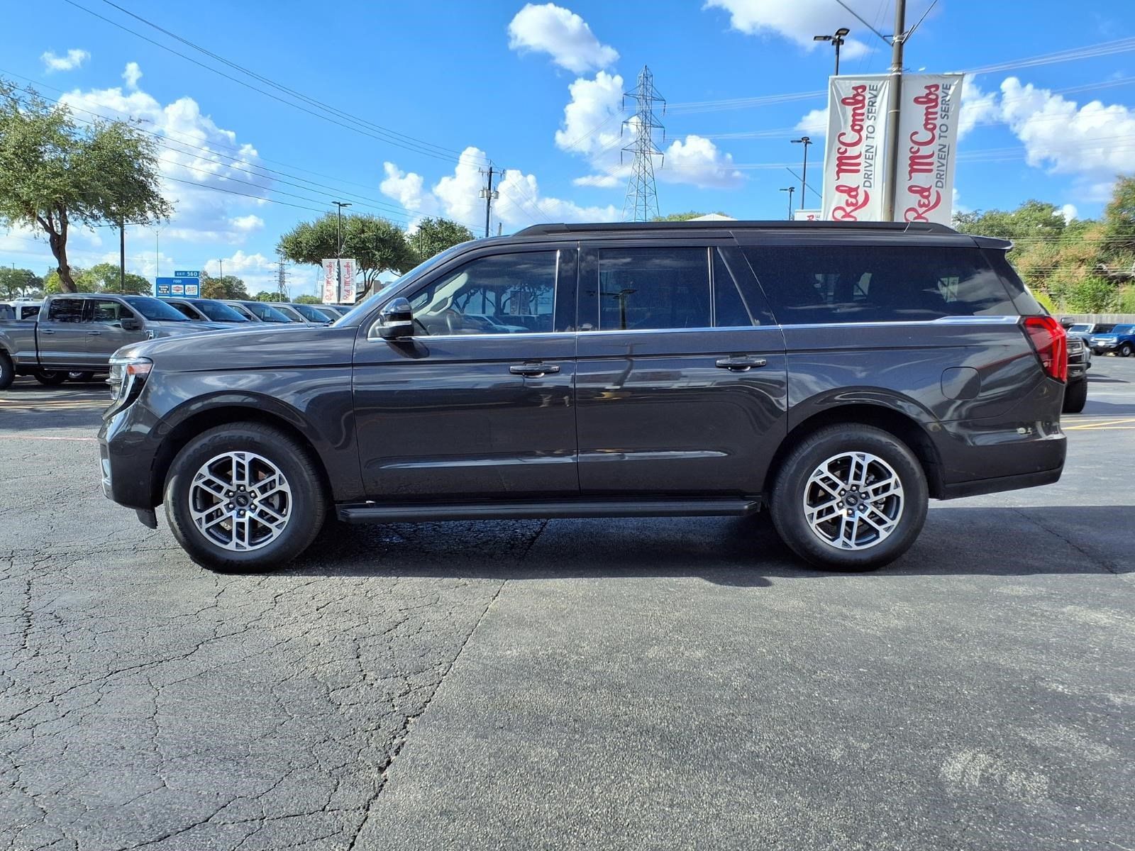 Used 2025 Ford Expedition Max Active RWD image 9