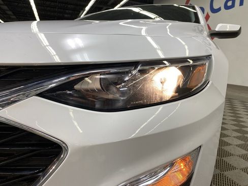 Used 2023 Chevrolet Malibu RS image 4