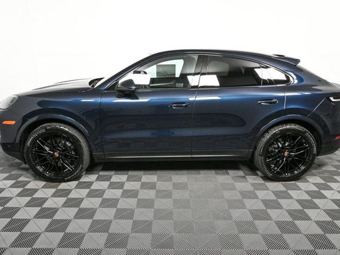Used 2026 Porsche Cayenne Coupe AWD/4WD image 2