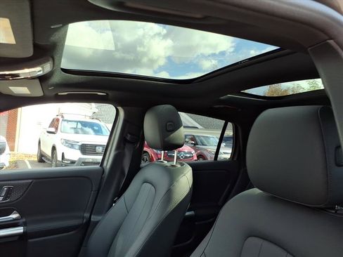 Used 2026 Mercedes-Benz GLA 250 4MATIC image 11