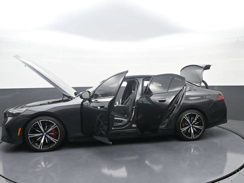 Used 2024 BMW i5 M60 w/ Executive Package AWD/4WD image 42