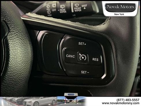 Used 2023 Jeep Wrangler Unlimited Sport w/ Sun And Sound Package AWD/4WD image 21