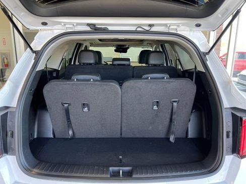 Certified 2026 Kia Sorento S w/ S Panoramic Sunroof Package AWD/4WD image 14