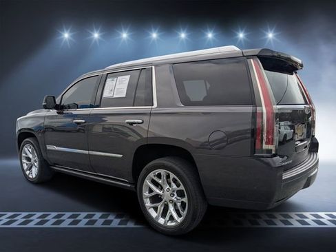 Used 2018 Cadillac Escalade Premium Luxury image 5