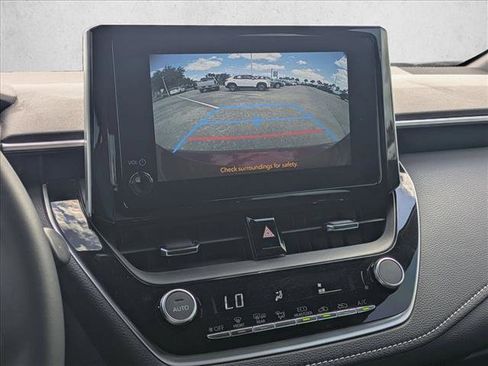 Used 2025 Toyota Corolla SE FWD image 10