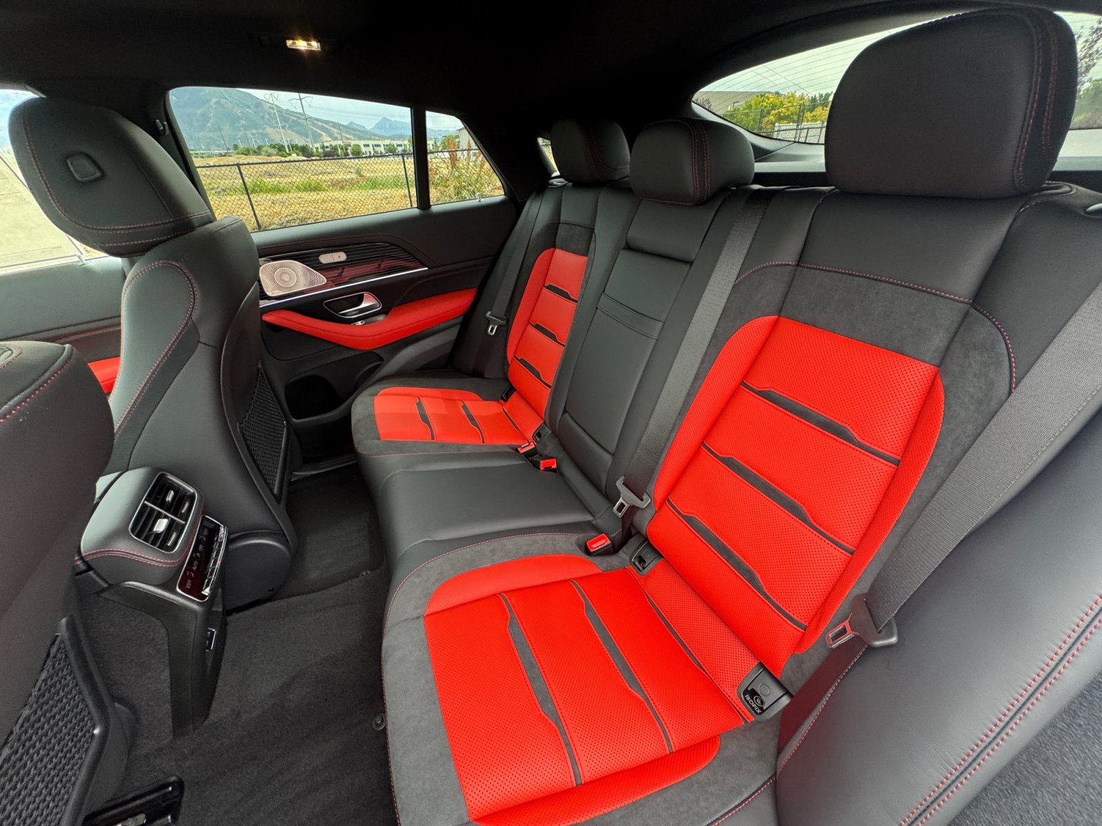 New 2026 Mercedes-Benz GLE 53 AMG 4MATIC Coupe image 12
