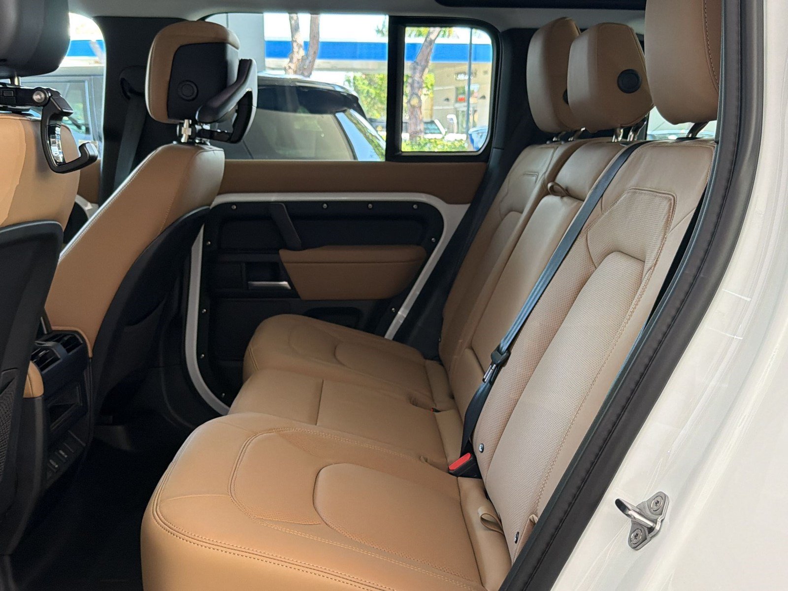 New 2026 Land Rover Defender 110 S AWD/4WD image 23