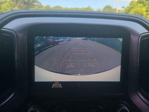Used 2020 Chevrolet Silverado 1500 LT AWD/4WD image 27