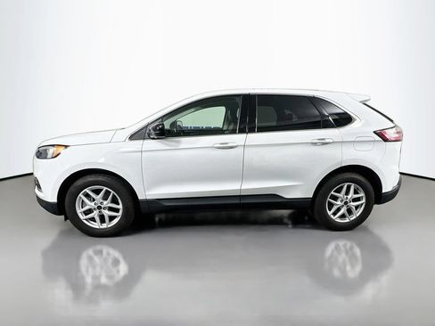 Certified 2023 Ford Edge SEL w/ Convenience Package AWD/4WD image 4