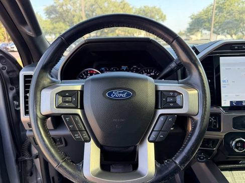 Used 2022 Ford F350 Platinum AWD/4WD image 11