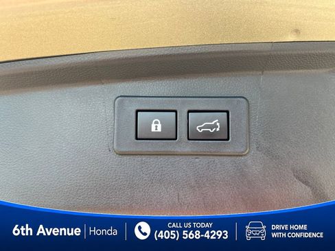 Used 2025 Subaru Outback Premium AWD/4WD image 19