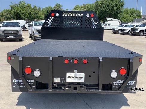 Used 2023 RAM 5500 Tradesman w/ Chrome Appearance Group AWD/4WD image 7