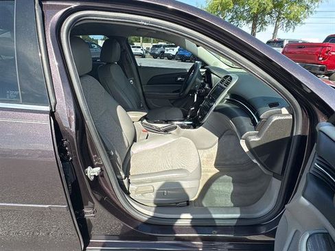 Used 2015 Chevrolet Malibu LT w/ Power Convenience Package image 14