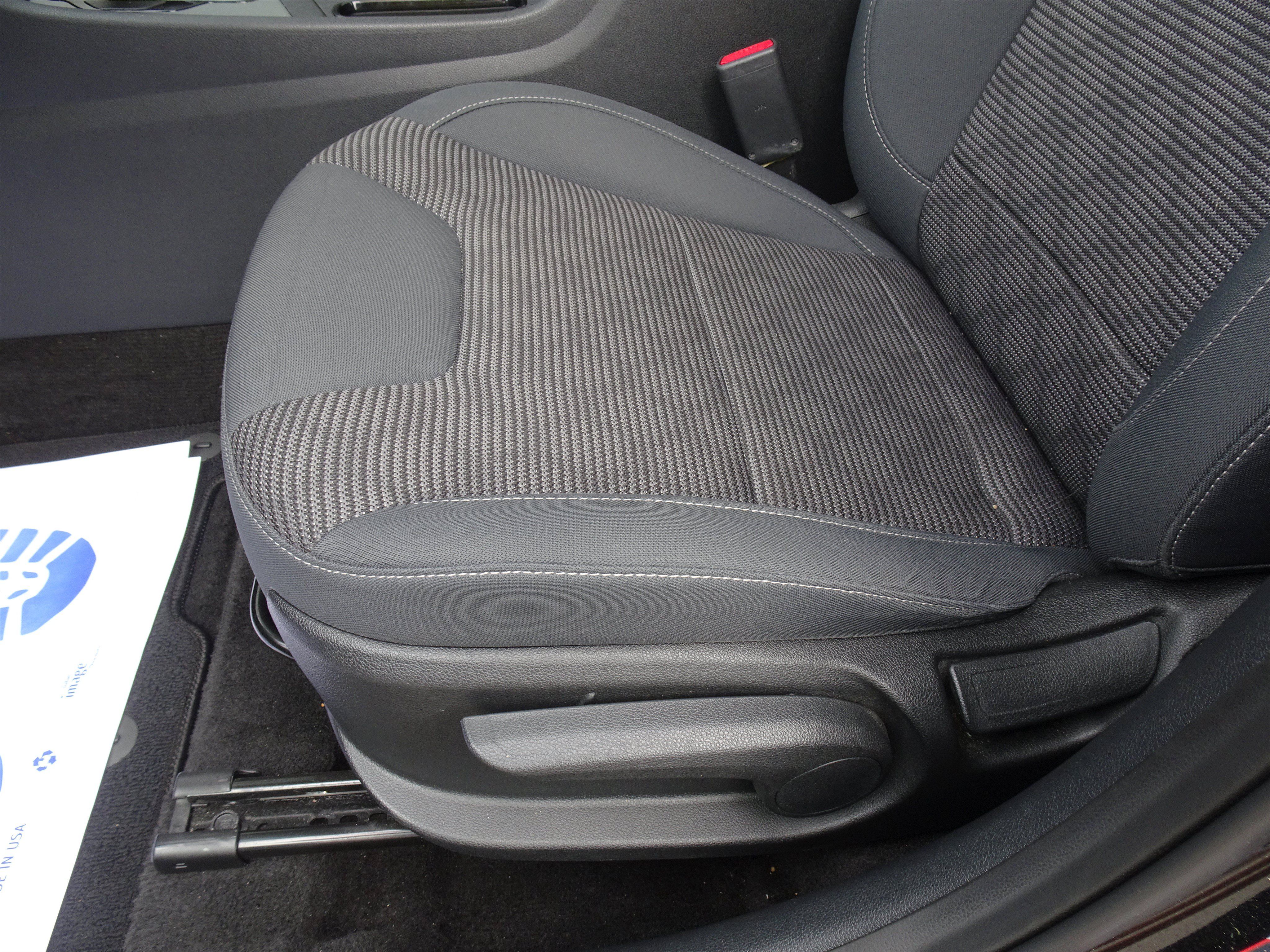 Used 2019 Kia Niro LX FWD image 9