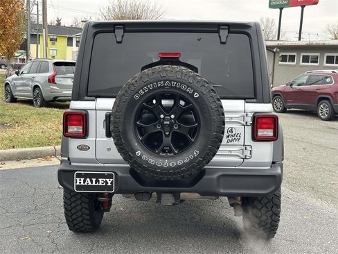 Used 2022 Jeep Wrangler Unlimited Willys image 21