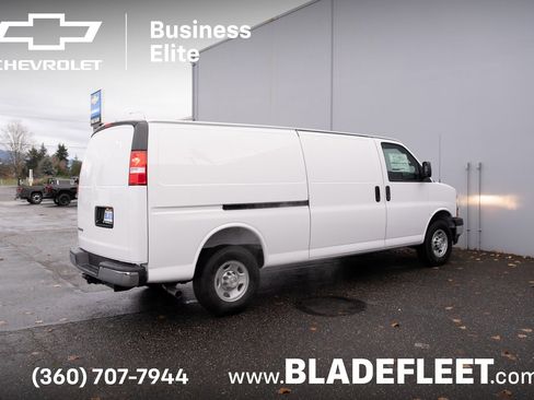 New 2025 Chevrolet Express 2500 Extended w/ Driver Convenience Package image 10