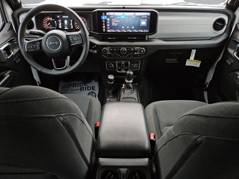 Certified 2024 Jeep Wrangler Sport S image 10