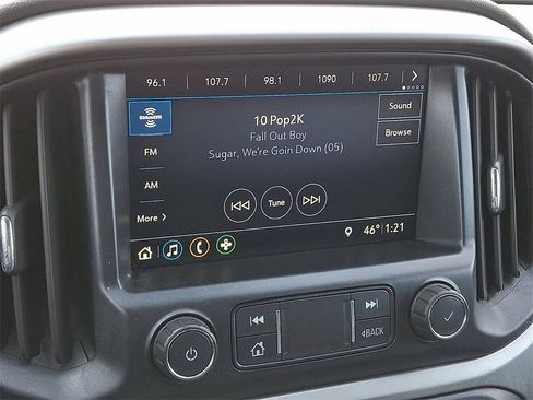 Used 2019 Chevrolet Colorado LT w/ LT Convenience Package image 3