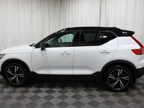Used 2019 Volvo XC40 T5 R-Design AWD/4WD image 35