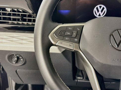 Used 2023 Volkswagen Taos S FWD image 16