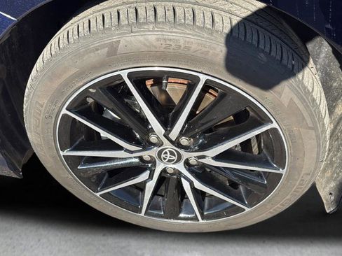 Used 2022 Toyota Camry SE image 10