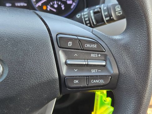 Used 2020 Hyundai Kona SE FWD image 28