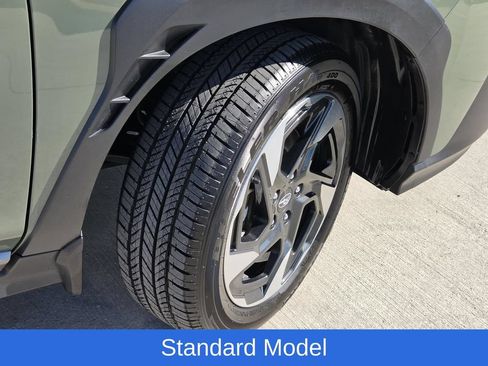 Used 2024 Subaru Crosstrek 2.5i Limited AWD/4WD image 6