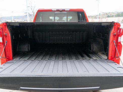 Used 2022 Chevrolet Silverado 1500 ZR2 w/ Technology Package image 34